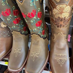 brand new boots from Mexico, never worn